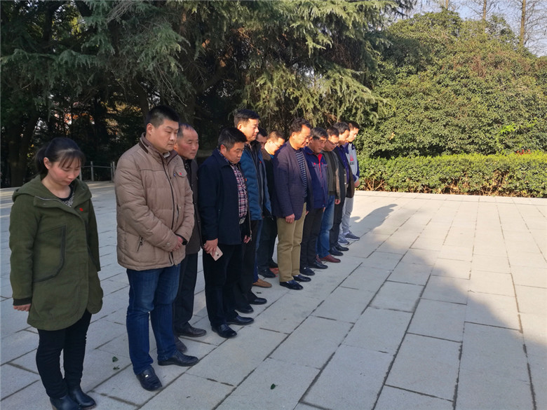 QQ图片20170405091431_副本.jpg